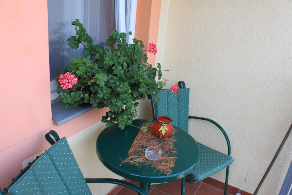Sun Apartments Subotica Ngoại thất bức ảnh