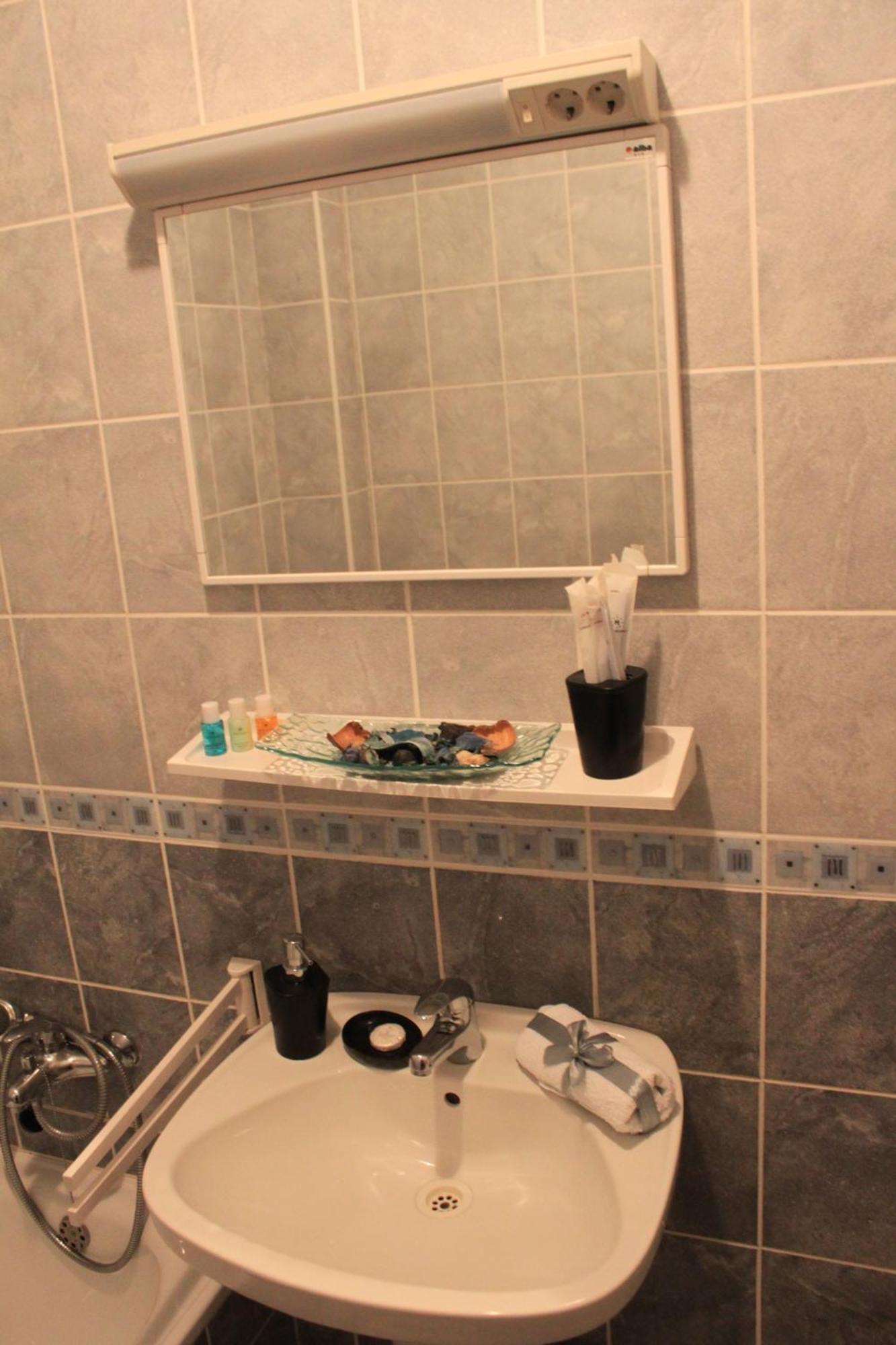 Sun Apartments Subotica Ngoại thất bức ảnh