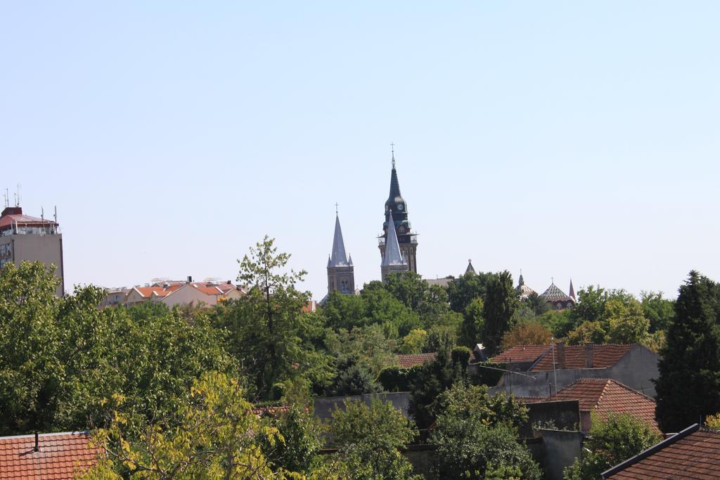 Sun Apartments Subotica Ngoại thất bức ảnh