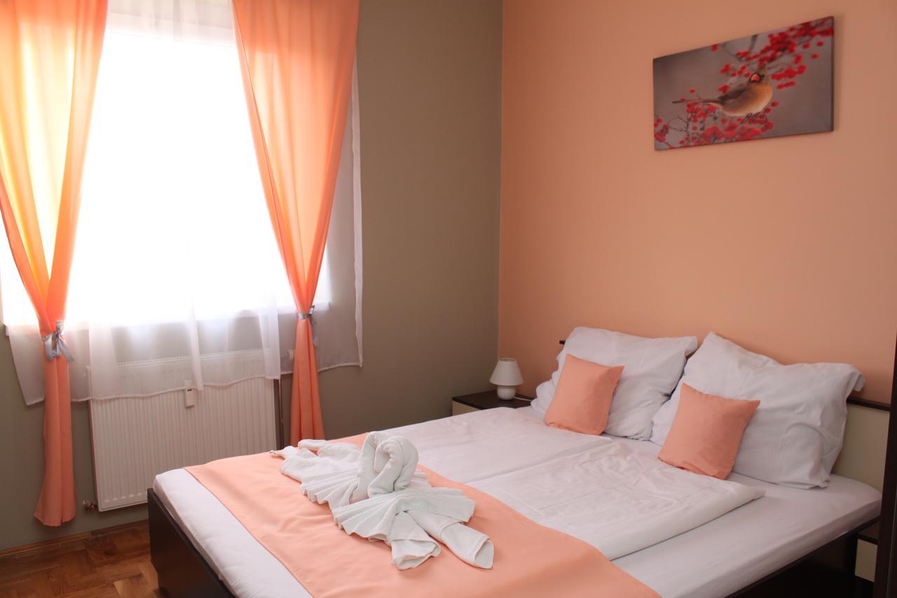 Sun Apartments Subotica Ngoại thất bức ảnh