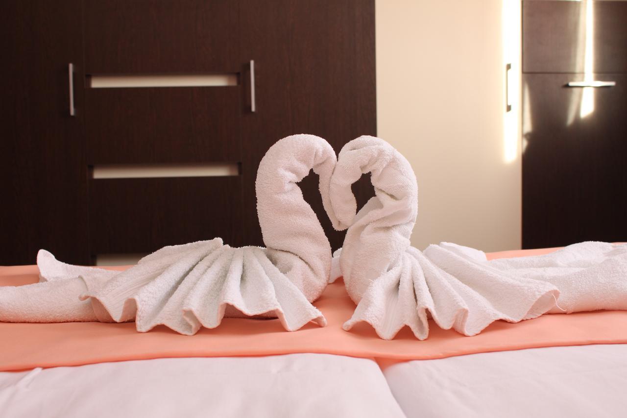 Sun Apartments Subotica Ngoại thất bức ảnh